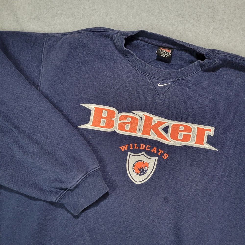 Y2K Nike Center Small Swoosh Crew Neck Baker University Wildcats Size L Blue‎